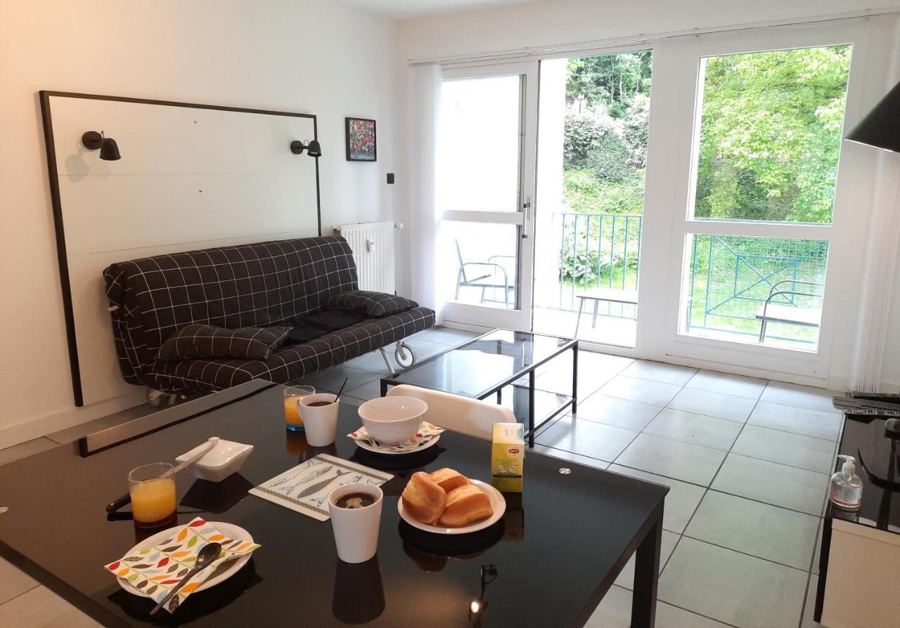 La Poterie - Appartement Avec Balcon Et Parking Prive Κεμπέρ Εξωτερικό φωτογραφία
